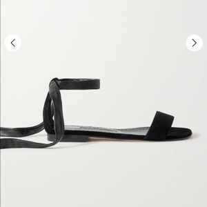 ISO these Manolo Blahnik sandals 🤩 size 36.5 or 36